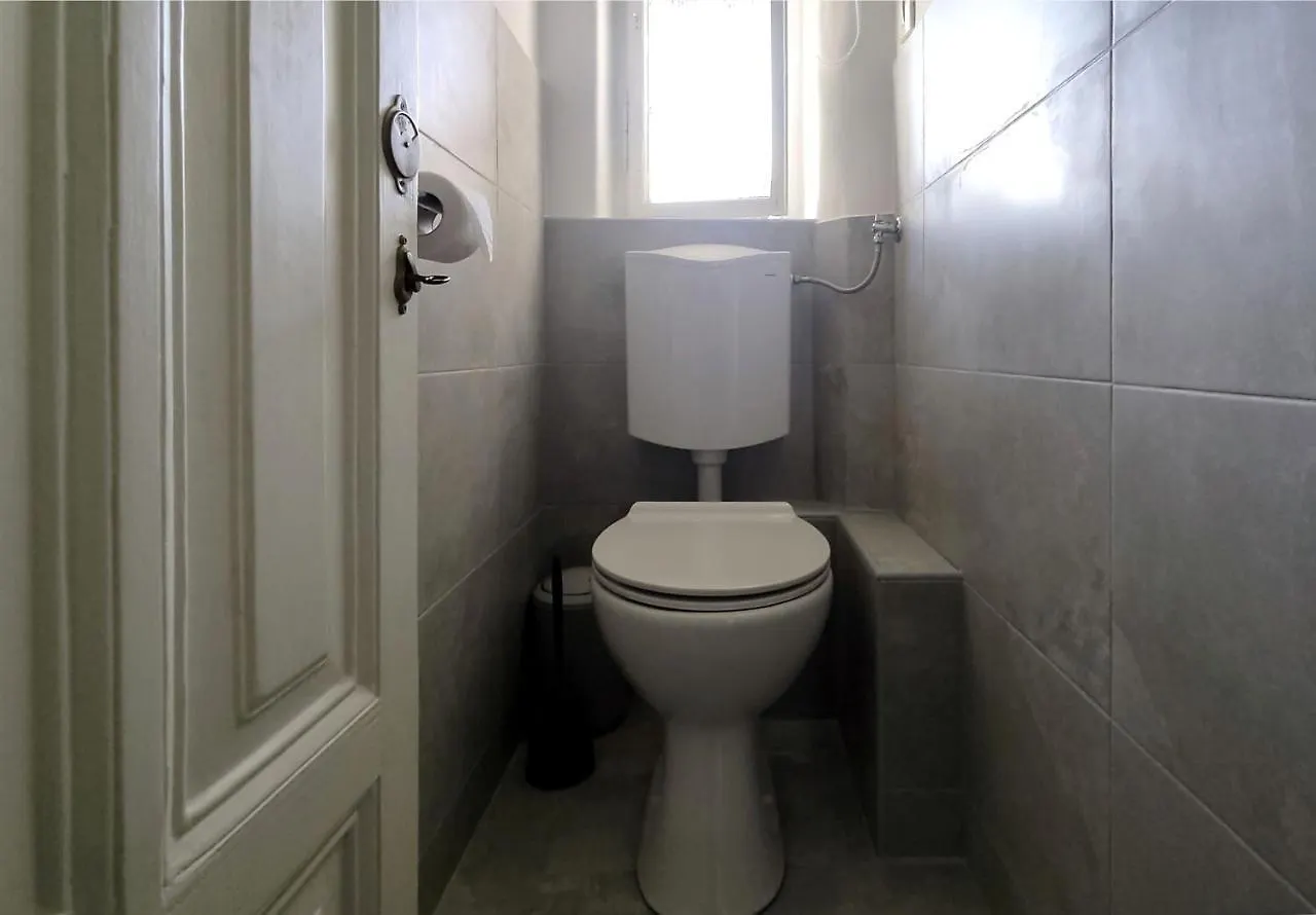 Urban Villa Apartment オパティヤ