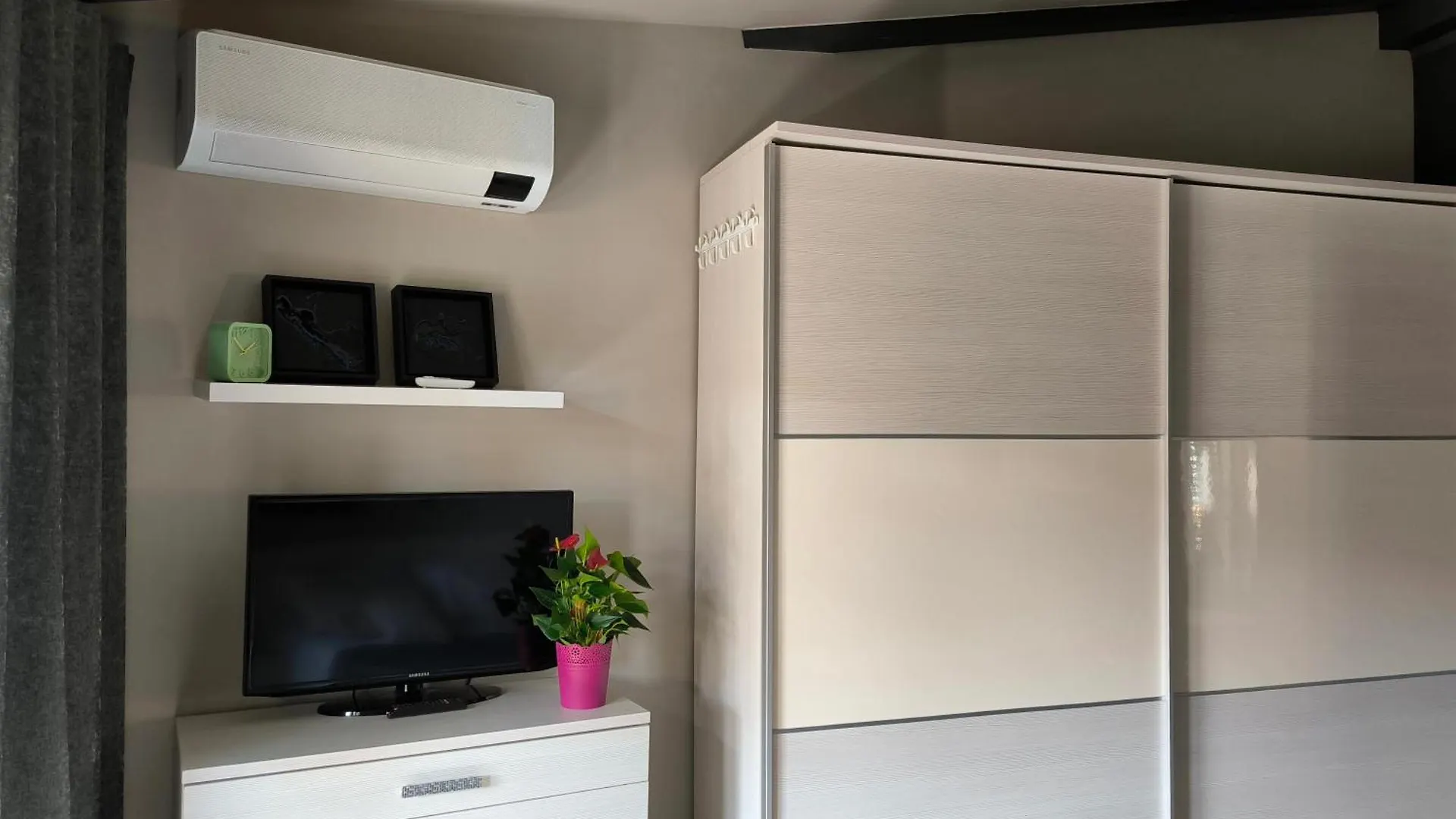 Urban Villa Apartment オパティヤ